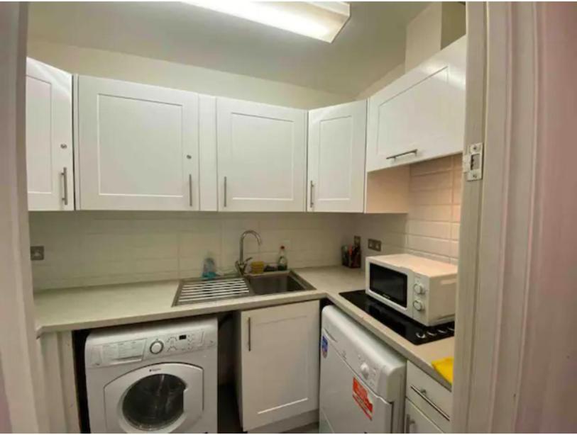 Comfy Private Bedrooms Near Euston Station, Londra